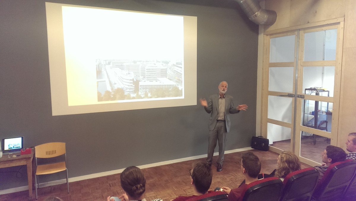 Opening van de Creathon #Hanzeland <a href="/spoorzone038/">Spoorzone Zwolle</a>  door Lector Kjell-Erik Bugge