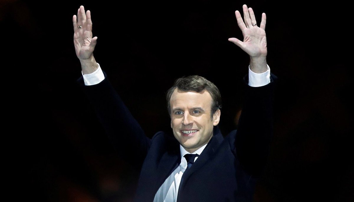 PostBadMacronFr's tweet photo. how cute he is 😍 https://t.co/ICW8Y0117n