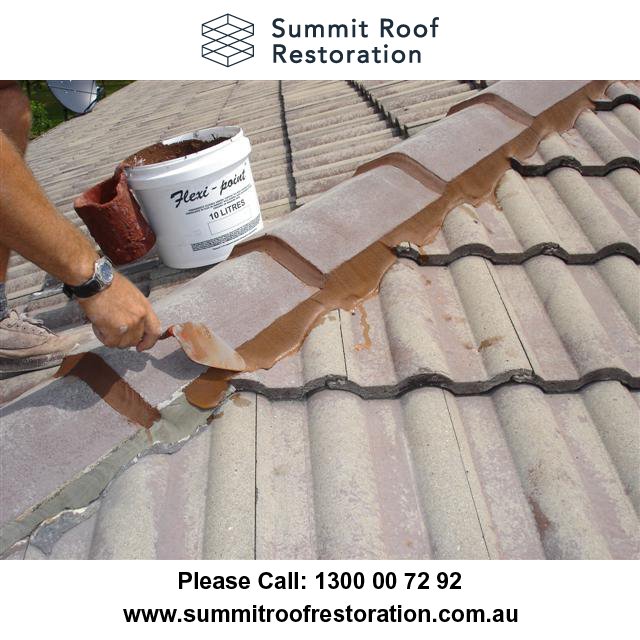 RoofSummit's tweet photo. We use Maxi Point compound which is very durable. 
#ontheroofs #rooftop #chasing_rooftop #carpentry #builders

https://t.co/bN9N2ehaav https://t.co/HSpi4vdonl