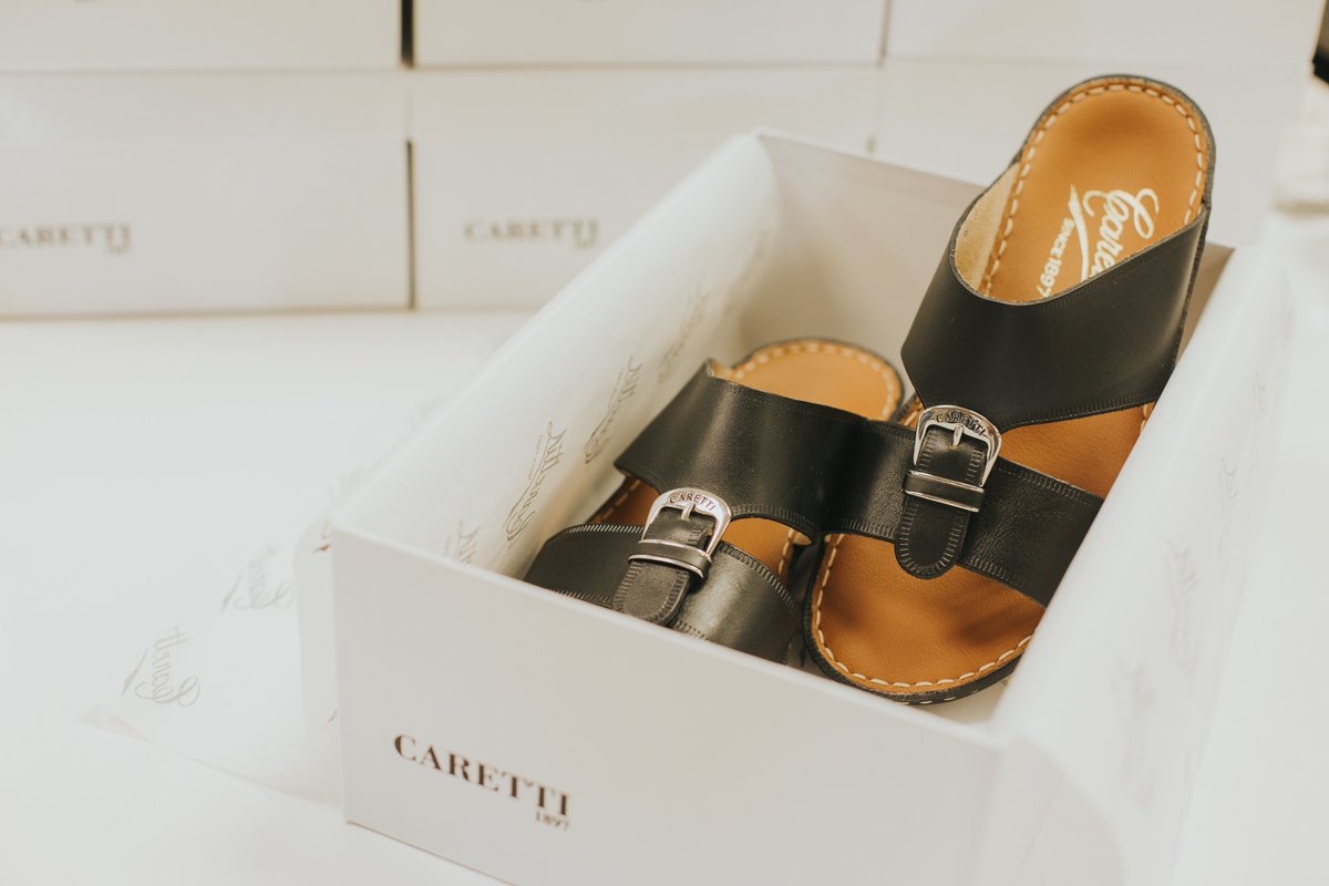 caretti sandals online