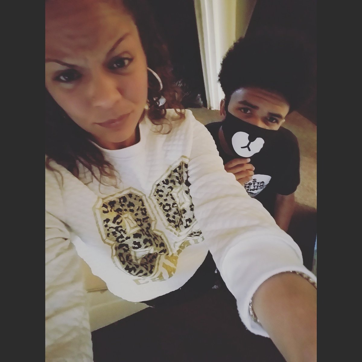 RoyelSpittenz's tweet photo. CHILLMODE WIT MY GODSON 😮☝❤ https://t.co/xEksI8DpYp