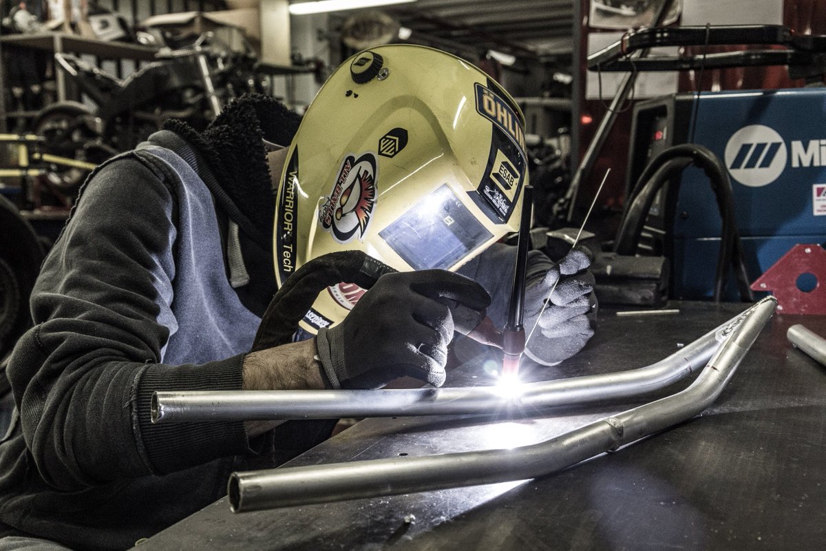 OMT_Garage's tweet photo. YARD BUILT: La passione e  la precisione per il progetto su YAMAHA XSR900 — #ferromagazine #yamahamotorit #yamahamotoritalia @YamaMotorIt https://t.co/xSplSzQtsL