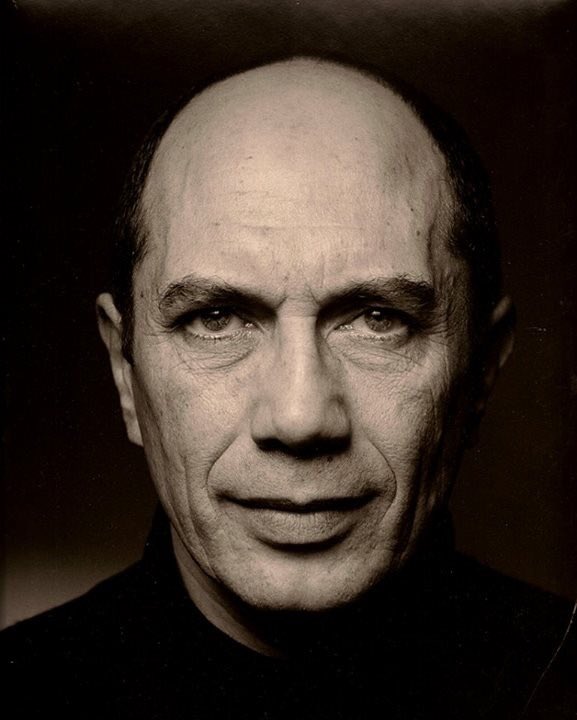 rdvjuillet's tweet photo. Féodor Atkine nous livre les mots glanés par Svetlana Alexievitch dans une #Russie aux mille visages. #Nobel #RdvJuillet https://t.co/MC7xfxE9b7