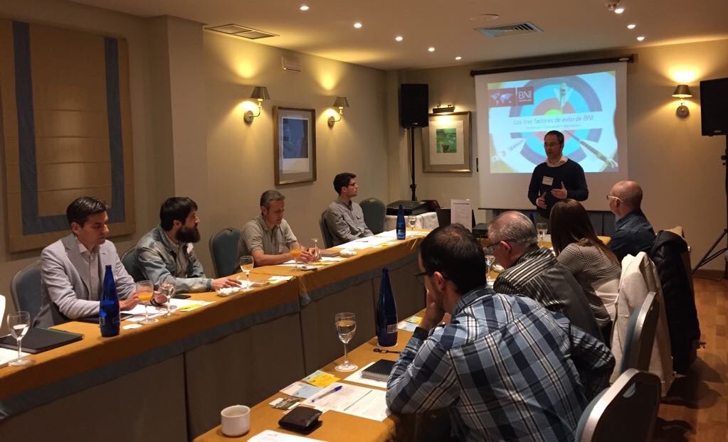 BNIRibera's tweet photo. La segunda reunión informativa de BNI en Calahorra ha reunido esta mañana a una quincena de empresarios. #Networking https://t.co/De4IrYN8py
