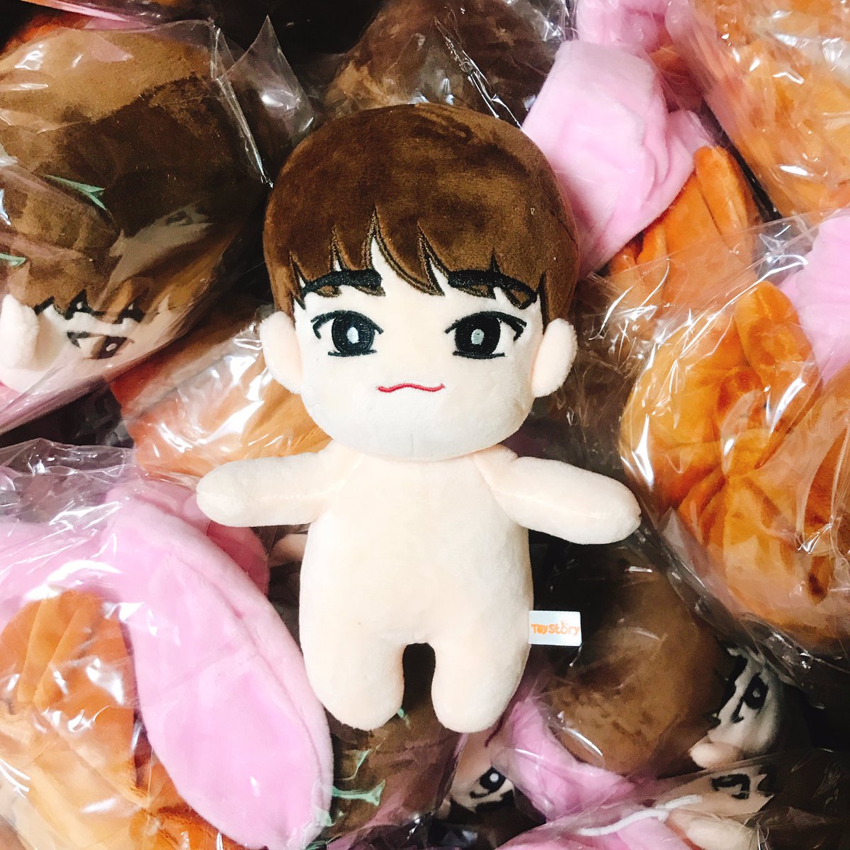 꾸꿍이 몸통만 별도 10개 재고 있습니다!
몸통의 경우 택배비 포함 19,000원 입니다!
구입원하시는 분들의 경우 입금 후 폼작성 해주세요!