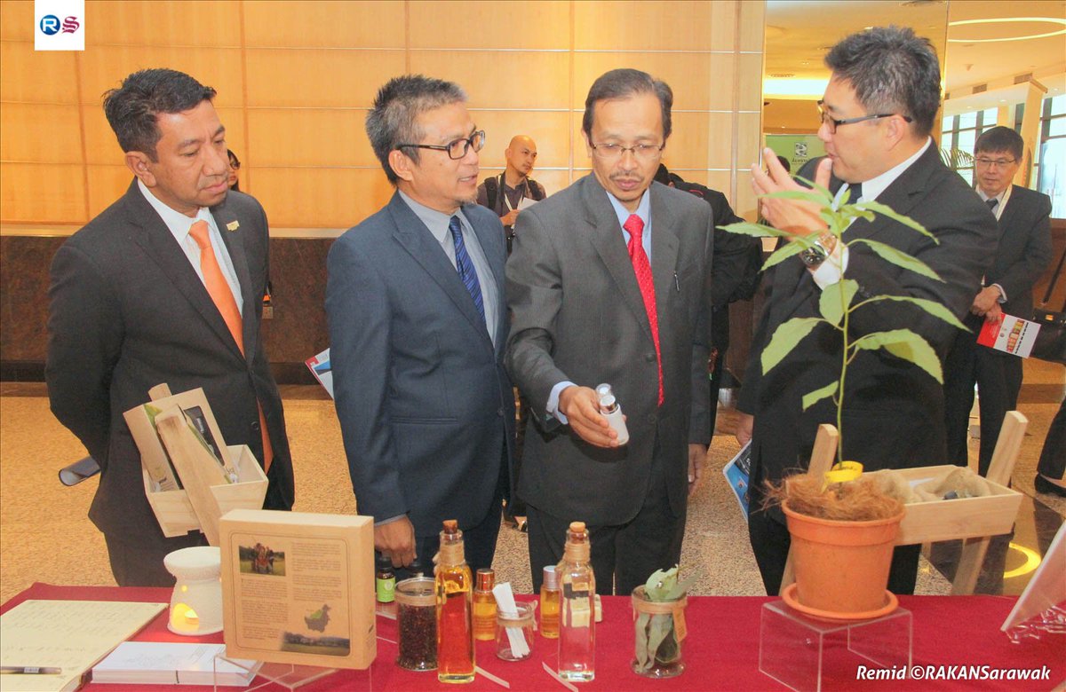 RAKANSarawak's tweet photo. Perasmian Hari #BioBorneo dan #Bioekonomi 2017 di #Kuching pada 9 Mei #2017.
https://t.co/3xaEM4Ns2z https://t.co/ShxmlNQ4Rh
