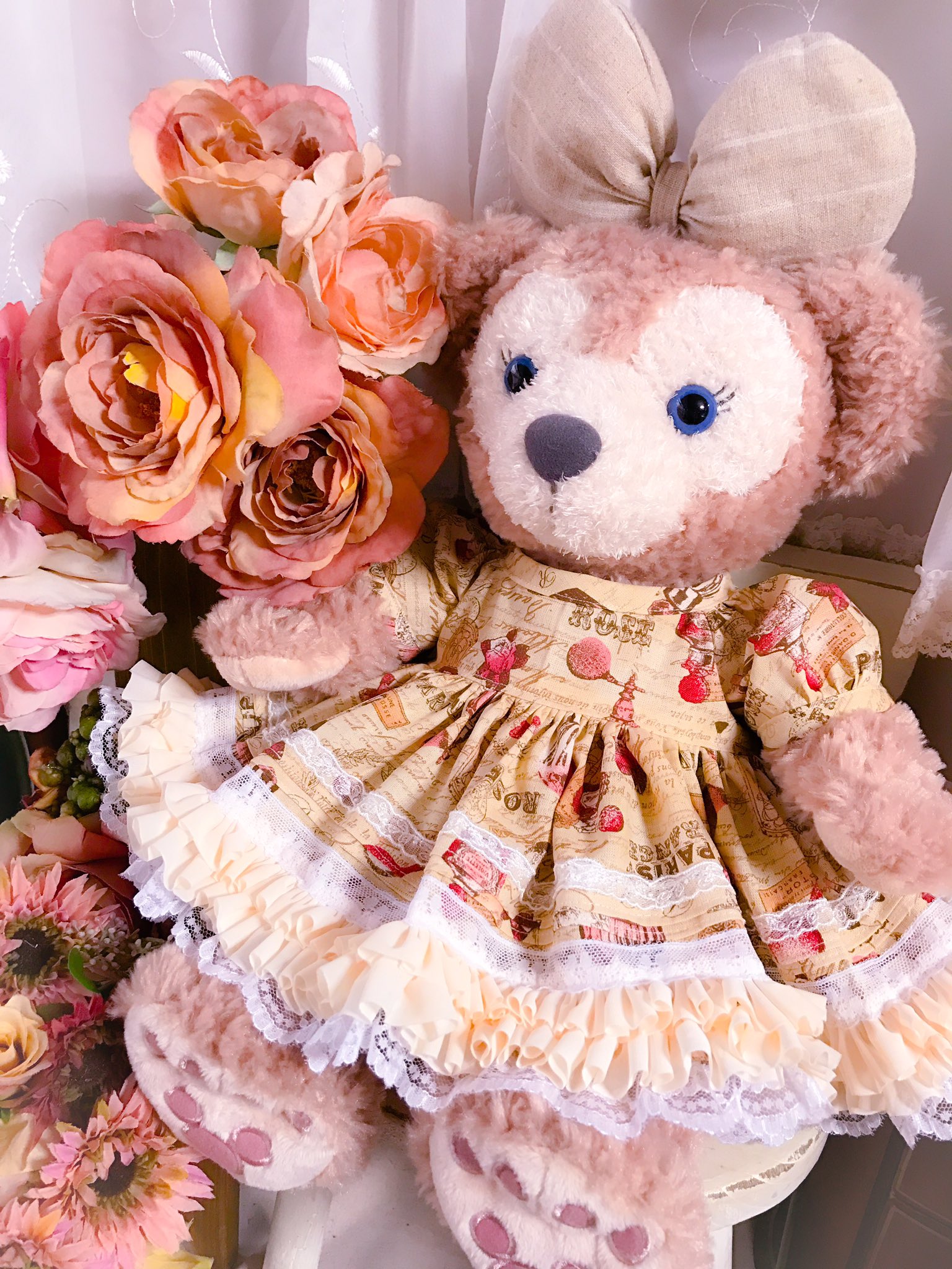 恋鞠堂 En Twitter 娘のために シェリーメイちゃんのドレスを ミニメイちゃんとおそろいにしたいのでエプロンも作らなくちゃですね W Cotoro Net ことろ様の可愛いパフスリーブワンピースの型紙を使わせていただきました ありがとうございます
