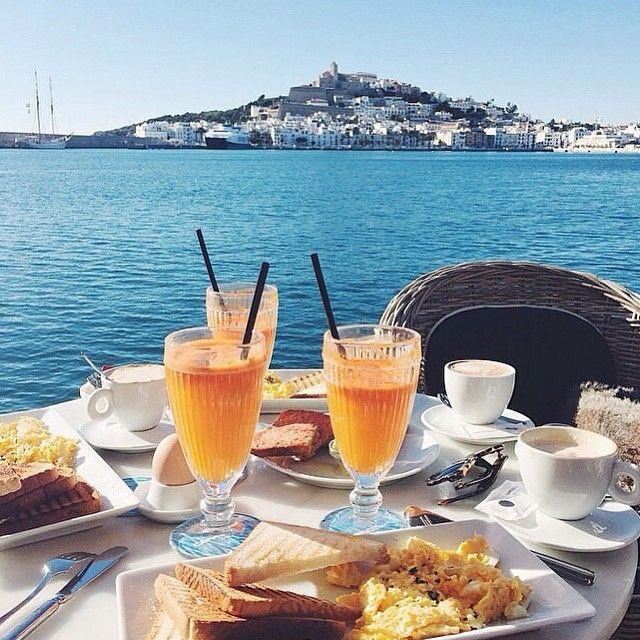 American Nomad tweet media