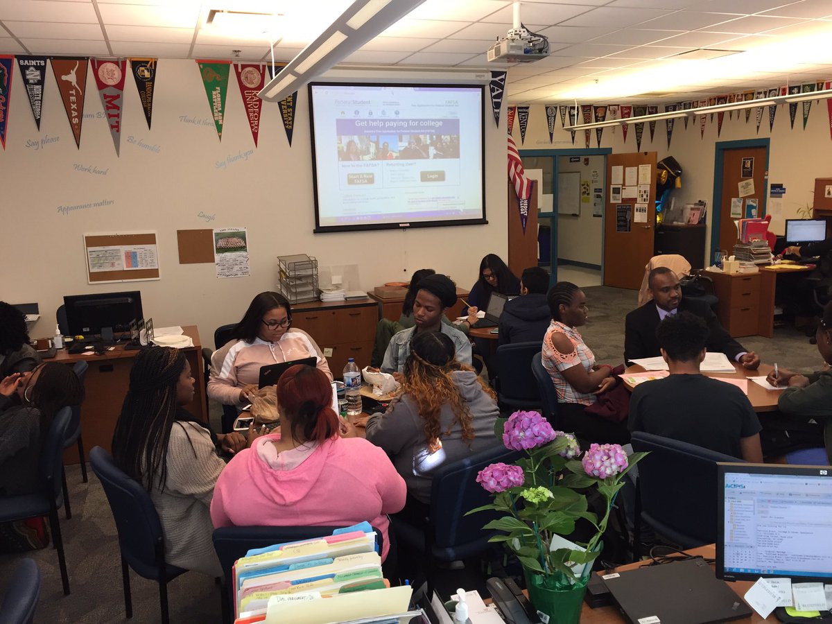 TCWCCC's tweet image. Last day to register for the June SAT! Full house in the CCC. Great job TCW juniors!