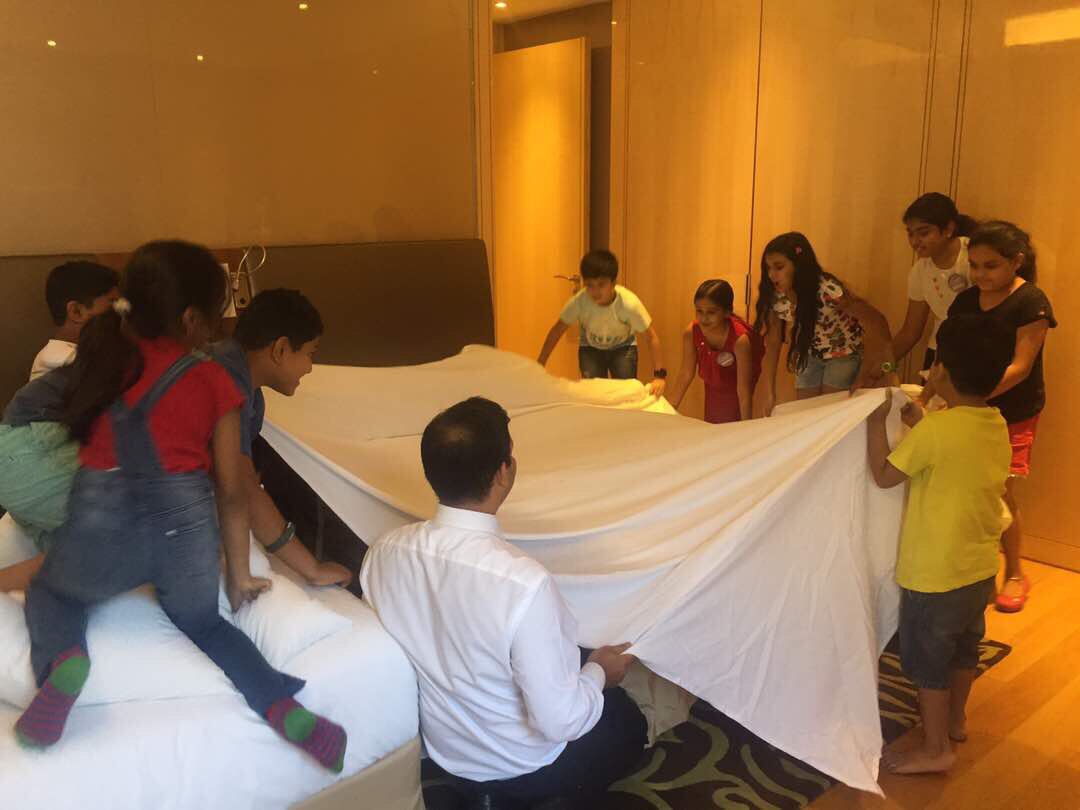 HyattRegencyPNQ's tweet photo. A productive day ends with towel animals, lots of giggles and some learning for our little ladies & gentlemen #CampAtRegency https://t.co/1aMqeDHpVz