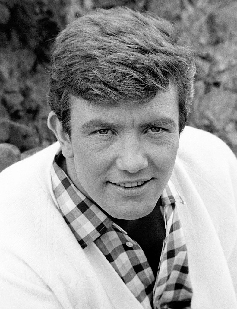 Happy 81st Birthday to actor Albert Finney (1936). 