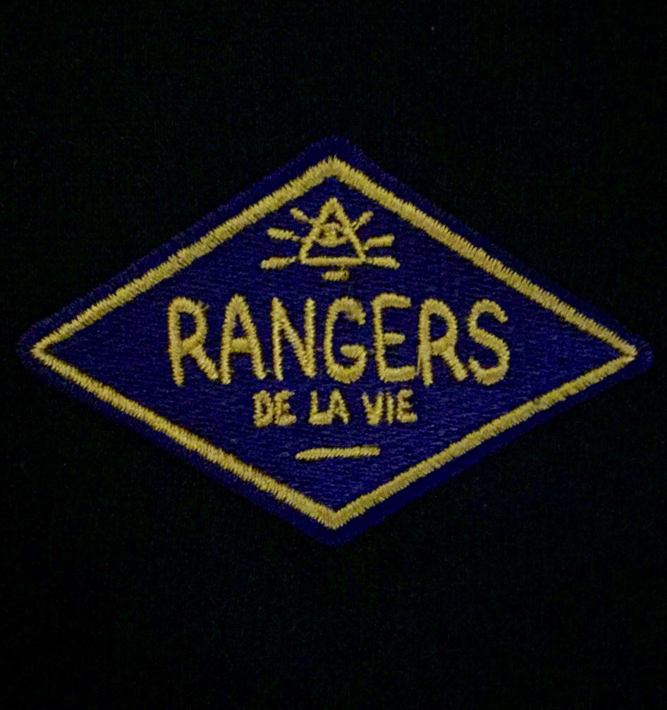 NOUVEAU PULLS BRODÉS DISPONIBLE SUR <a href="/Wooopfr/">Wooop.fr</a> (collection "Soldiers")