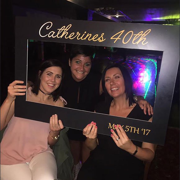 PappframesRF's tweet image. Great to see photos with the #Pappframe from Catherines surprise 40th over the weekend. #Selfieframe #Rotherham