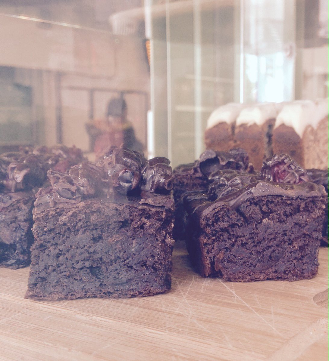 Roll up, roll up, we have vegan choc berry brownies on sale today plus cookies, cake and more! #StreathamStation #MidweekTreats