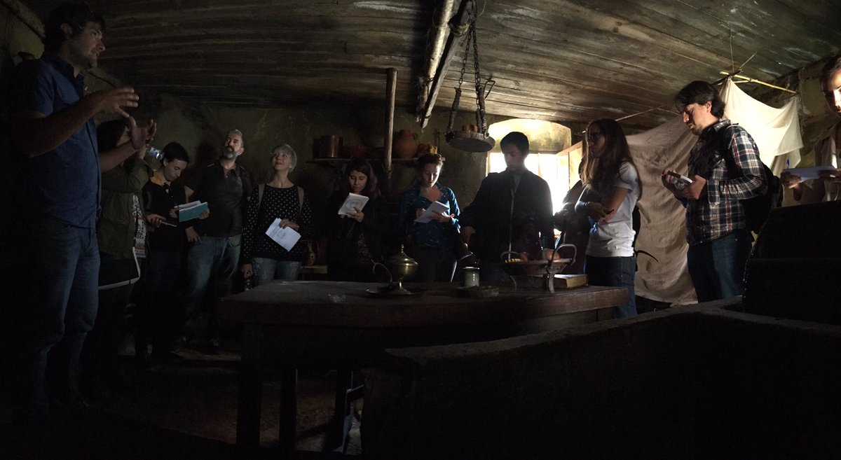 MovistarPlus's tweet image. Periodistas del siglo XXI en la Sevilla del siglo XVI. #LaPeste 💀