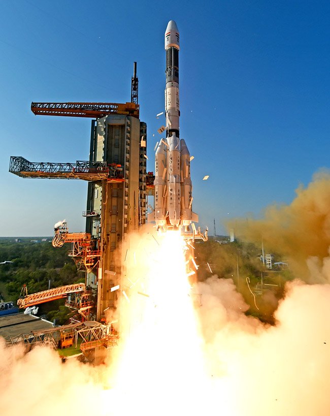 SPsShowNews's tweet photo. #GSLV successfully launches #SouthAsiaSatellite
https://t.co/a2s5F5do2B
#GSLVF09 #ISRO #Space #Satellite #SAARCSatellite #Shriharikota @isro https://t.co/RbA1OWQxdt