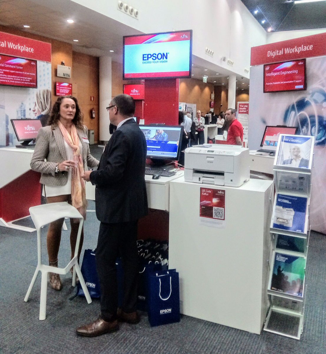 Epson España tweet media