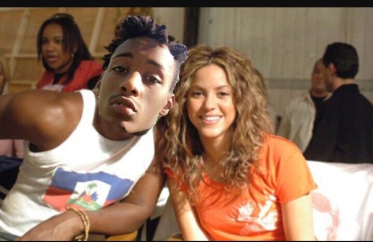 Guediouzou's tweet photo. #throwback #Cuba2014 @shakira #JveuxShakiraCommePiqueVasYRendMoiMonBriquet https://t.co/FNxX2avjnO