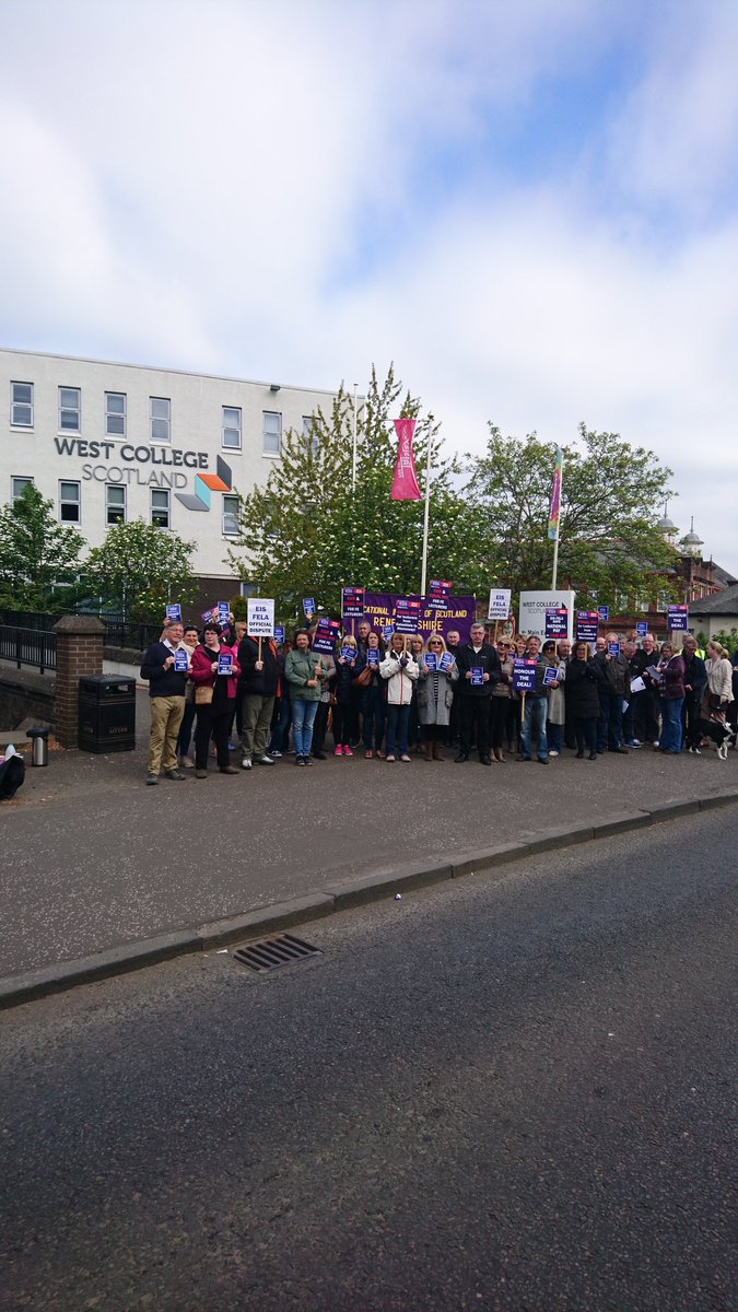 JGKelly2015's tweet photo. @S_A_Somerville solid strike @wcs ScotGov needs to intervene because #preptimematters 4 high quality learning @eisunion @mrsayrshire https://t.co/HOJfSH0jOk