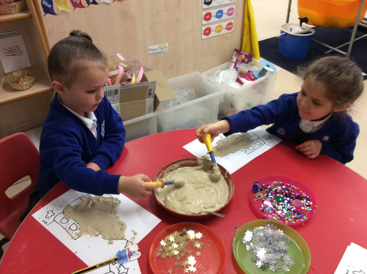 FellDykePrimary's tweet photo. The children in Yellow Class have been creating a new home for the Singing Mermaid.... #sandpaint Miss Carr https://t.co/pnXIMq3IHc