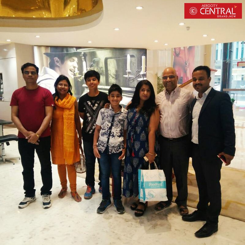 centralandme's tweet photo. Thank you all for your amazing response at #RedCarpetWeekend with Central. https://t.co/Dqx0lTORhZ
