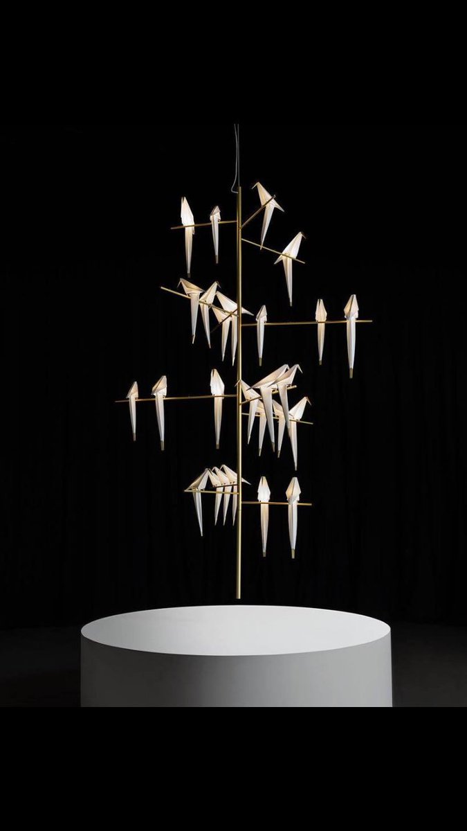 _burodesign's tweet photo. Muchos pájaros posados sobre muchas ramas... @studioumutyamac @moooi @_burodesign #moooi #perchlight #lamps #lighting #burodesign https://t.co/OMder534pG