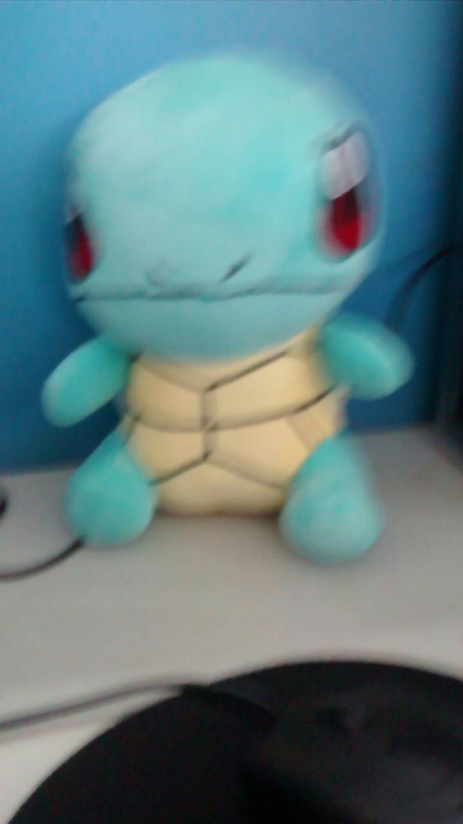 cientefico's tweet photo. me a regalao moñeco la nobia de mi ija pa que me aga compañia en el laboretorio jejeje es la trotuga de la cencia https://t.co/iuAe4SshOm