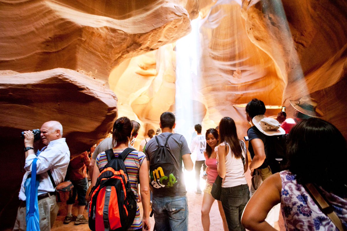 LocalizedLife's tweet photo. Wind your way through the sacred, kaleidoscopic maze of the #Navajo in #Arizona. #Localized #Ecotourism #Travel https://t.co/xwWvgRxPVx https://t.co/LXGLCSL3cU