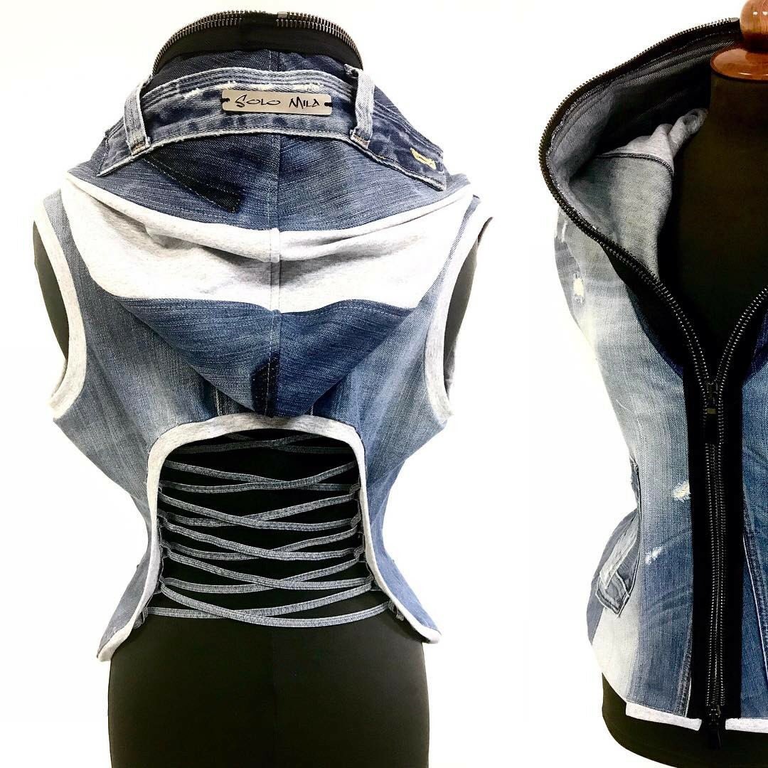 SoloMilaFashion's tweet photo. Sportcouture with @quickshoelace 💙💙 #jeans #jeanswear #jeansfashion #recycling #crazy #sporty #thinksolo #makelovenotwalls https://t.co/W0mpnp7it5