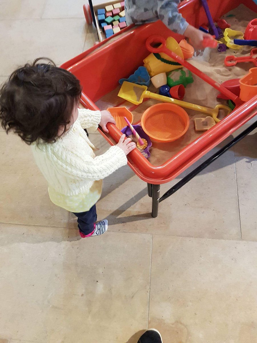 foreverbeingdad's tweet photo. Get out of my way daddy I am playing #HardAtWork #DaddyDaughter #Moments https://t.co/yVHYmE90nv