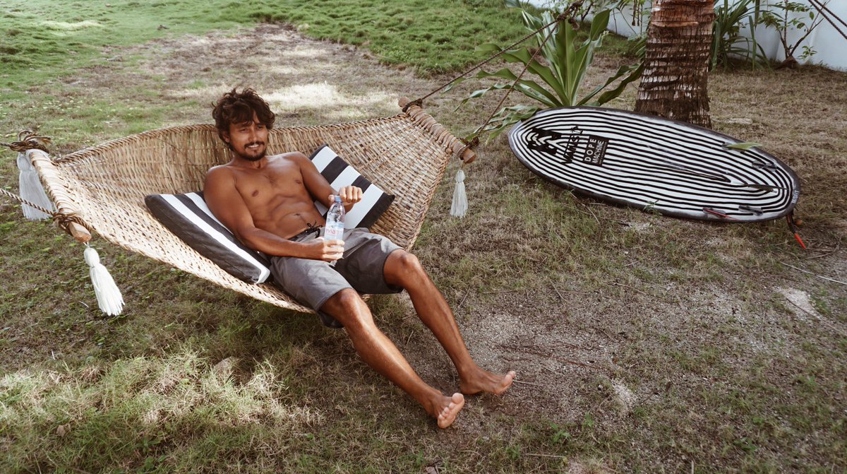 Pre-surf hydration #LiveYoung <a href="/evianwater/">evian</a>