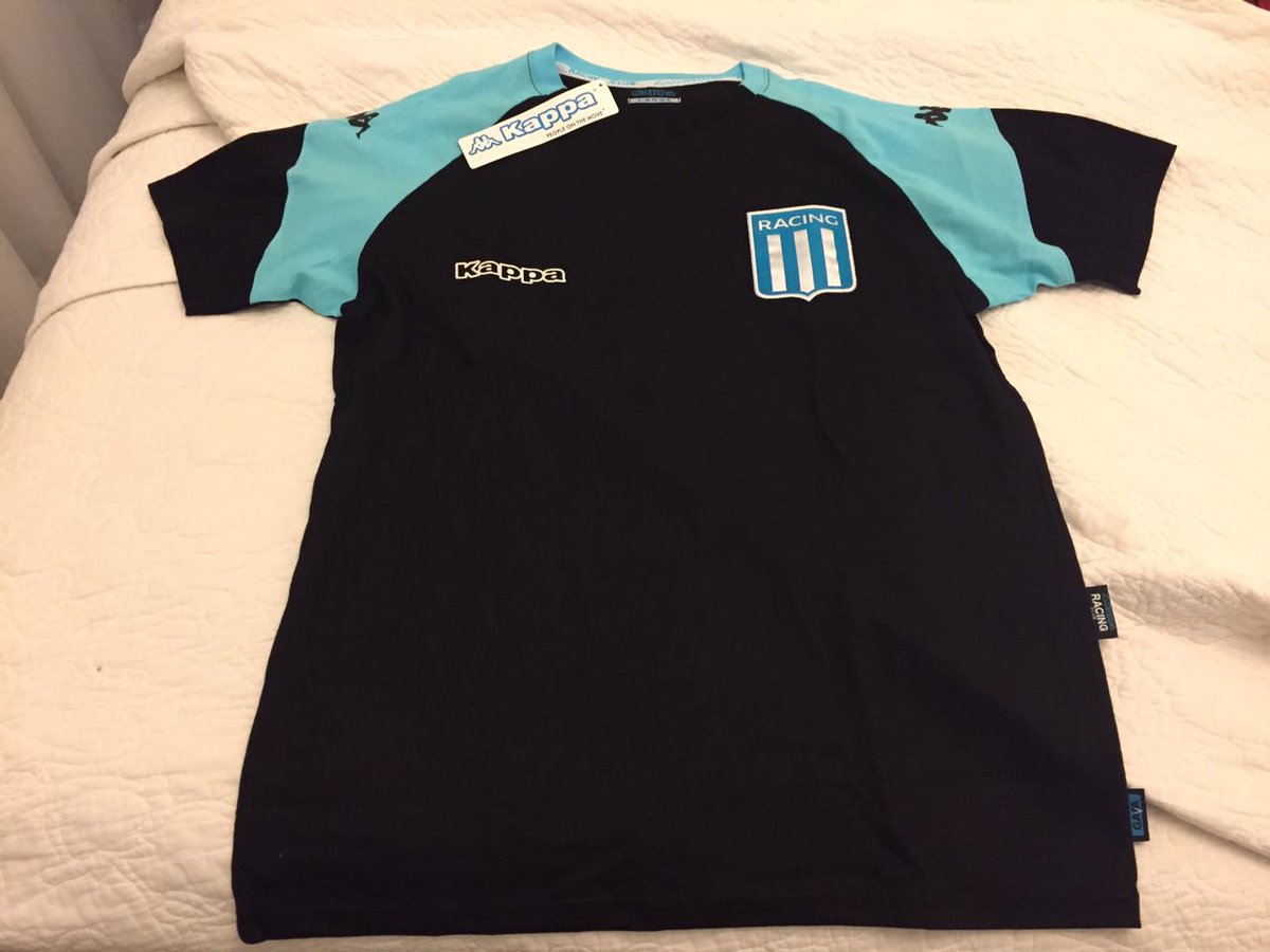 racingdealma's tweet photo. Sorteo de RdA. Dale retuit y seguinos. Y si seguís a @RacingPuedeMass tenés doble chance. Se va después del clásico... https://t.co/csDbLNXdv9