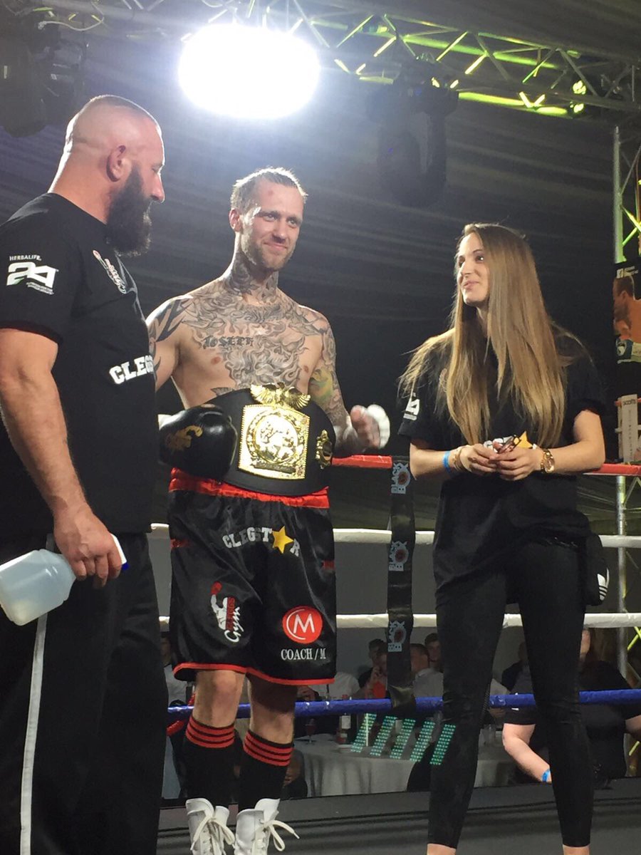 cleggsgym's tweet photo. That moment when all the hard work pays off 👊🏻👊🏻 @Coach_M_C https://t.co/igqYOe3DJA