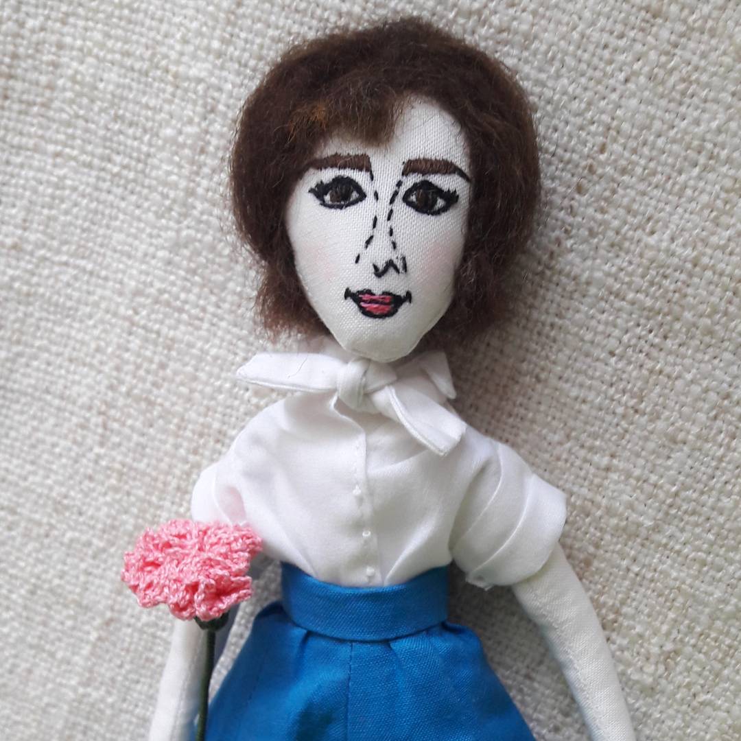 weavedtales's tweet photo. https://t.co/BtswrIIarI
#customdoll #artdoll #romanholiday #audreyhepburn #clothdoll #fabricdoll #HandmadeHour #OnlineCraft #craftbuzz https://t.co/S7oEFkEKGq