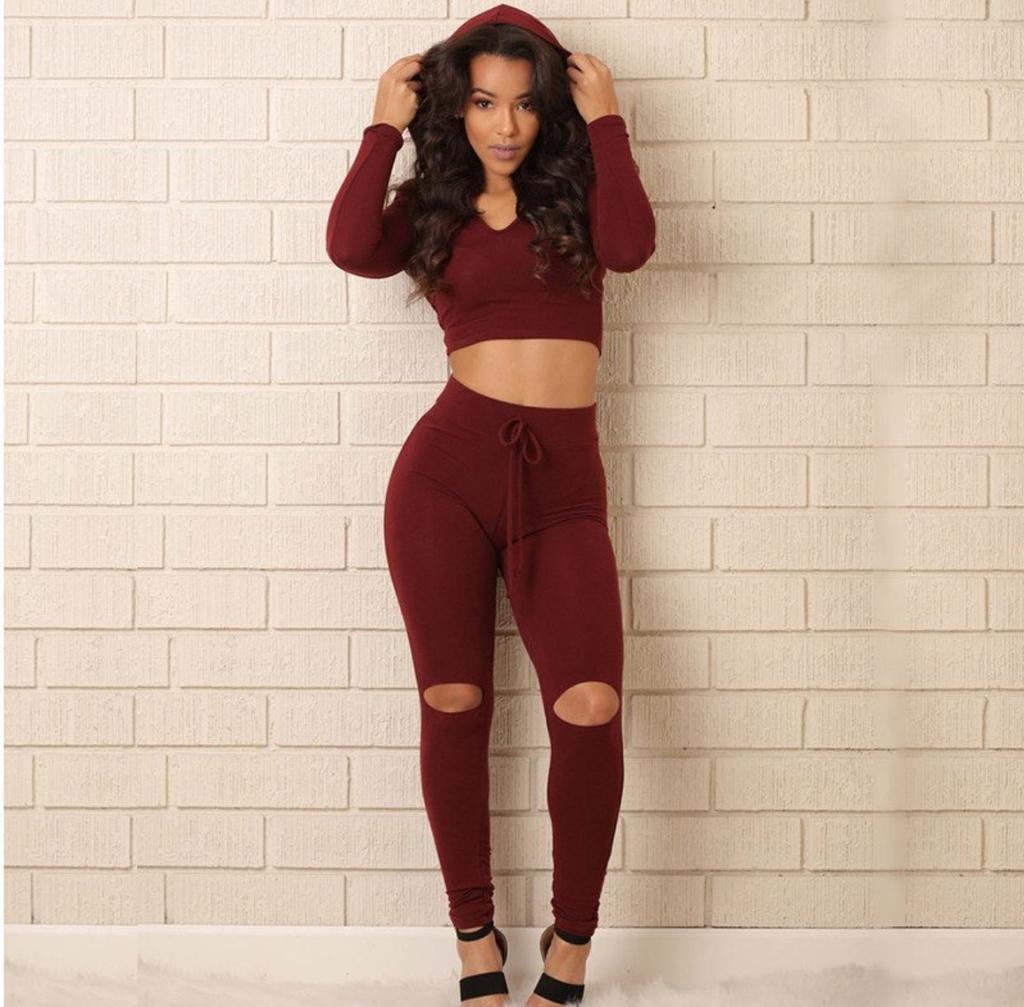 Akilplayzzz's tweet photo. SEXY TWO PIECE HOODED TRACKSUIT (Availabe 2 colors) 

SHOP ON👉 https://t.co/ZUL7P49m7l Use code... by #LIFEOFMSD via @c0nvey https://t.co/va3GxfhGSg