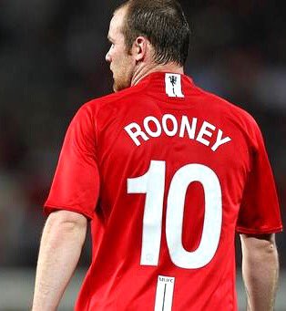 Soccerfanbase's tweet image. Who's the bigger Premier League legend?

RT for Henry
LIKE for Rooney

#ARSMUN