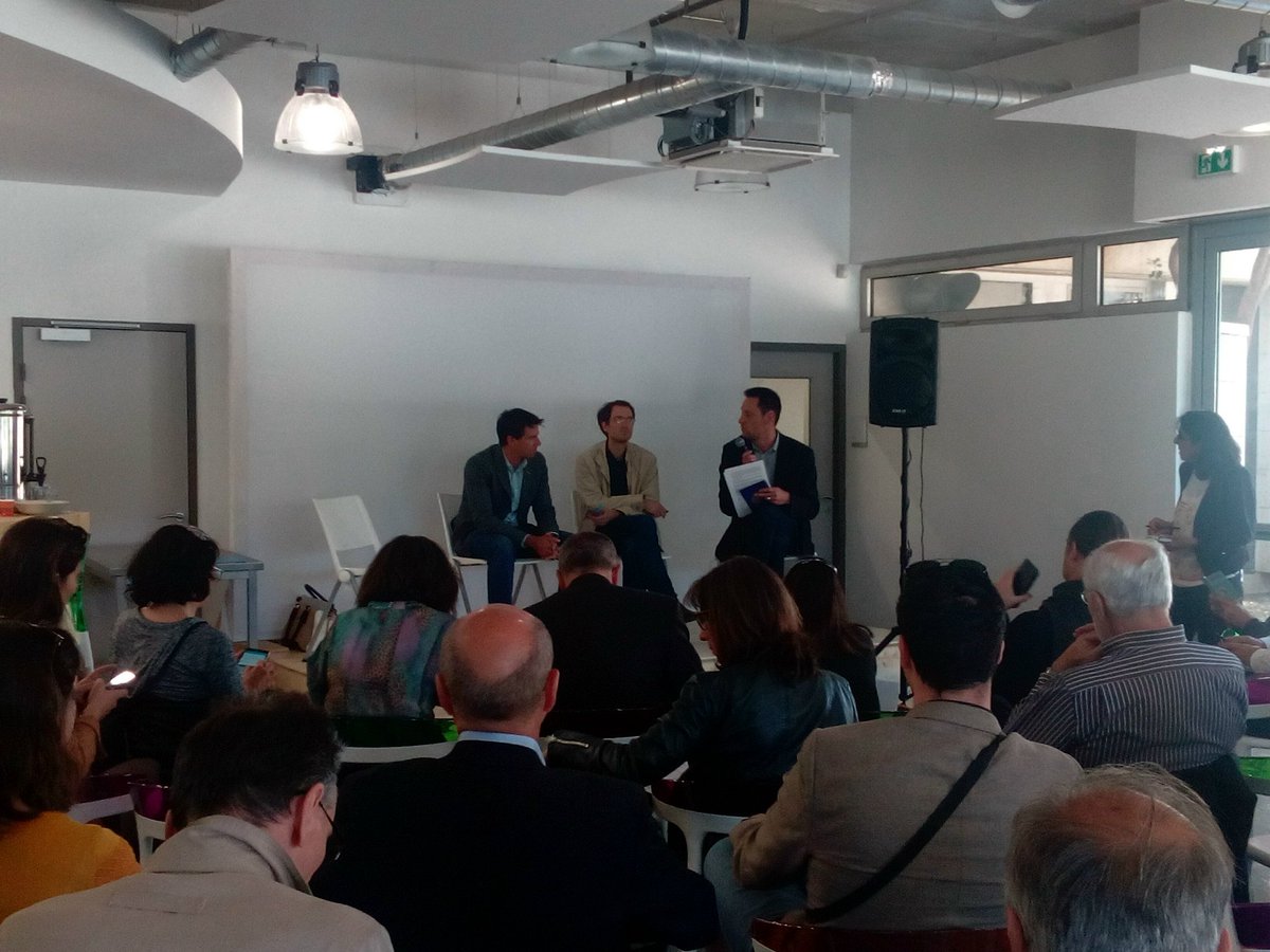 OpenCountryOC's tweet photo. Les tiers-lieux, quelles opportunités pour les territoires ? Table ronde au #FabLabGN https://t.co/4BtpQfQ4Ga
