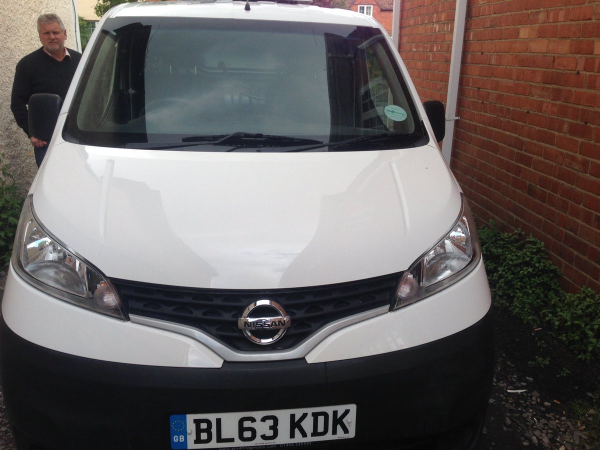 iandavis7's tweet photo. Anyone in Gloucestershire looking to buy a refrigerated van ? I am currently selling my Nissan nv200 if interested message me. https://t.co/iE9TrQNqqi