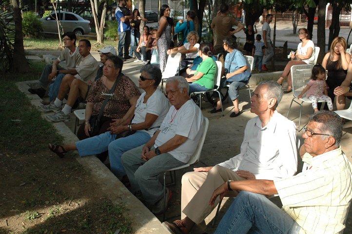 Para fortalecer la plataforma de proyección de las manifestaciones artísticas locales <a href="/minculturave/">Ministerio del Poder Popular para la Cultura</a> organizó la I Feria de Bienes Culturales