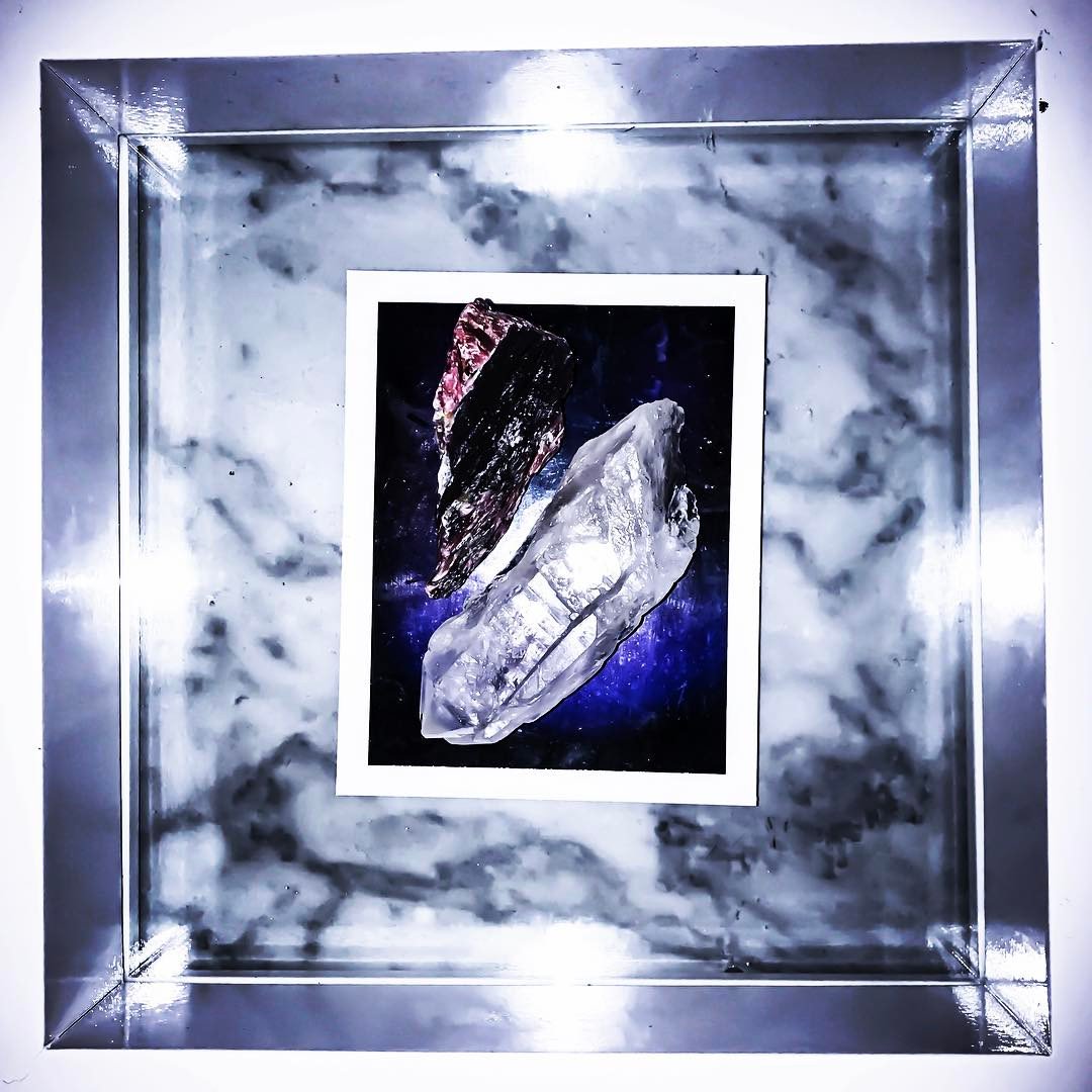 ___xin___'s tweet photo. THANKS FOR BEIN HERE WITH ME THRU MY DARKEST TIME. MAD LOVE. I MEAN IT. https://t.co/O1ey6XTF3z
