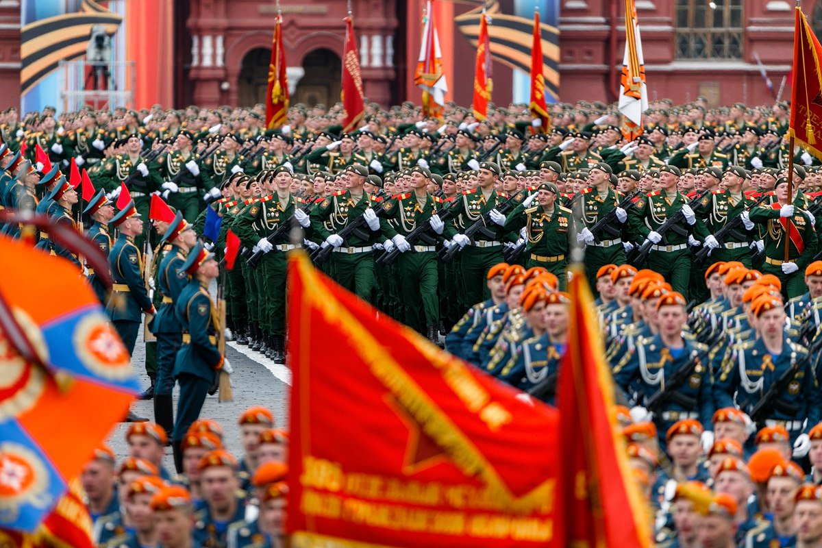 Именем, картинка парад победы
