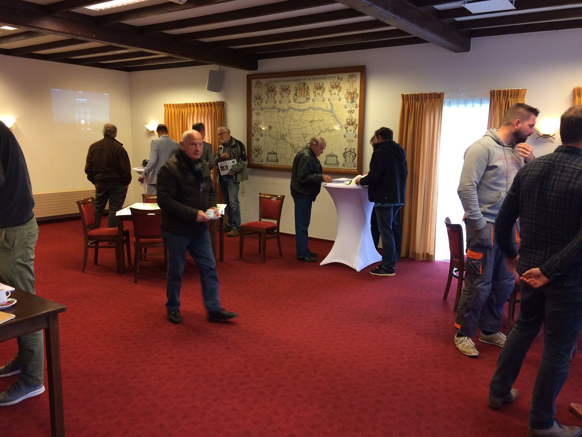 hhsenk's tweet photo. Leuke gesprekken op onze inloopavond in Gouderak over de onderzoeken voor Krachtige IJsseldijken Krimpenerwaard: https://t.co/lNX9lq55V6 https://t.co/LddDyhlba6