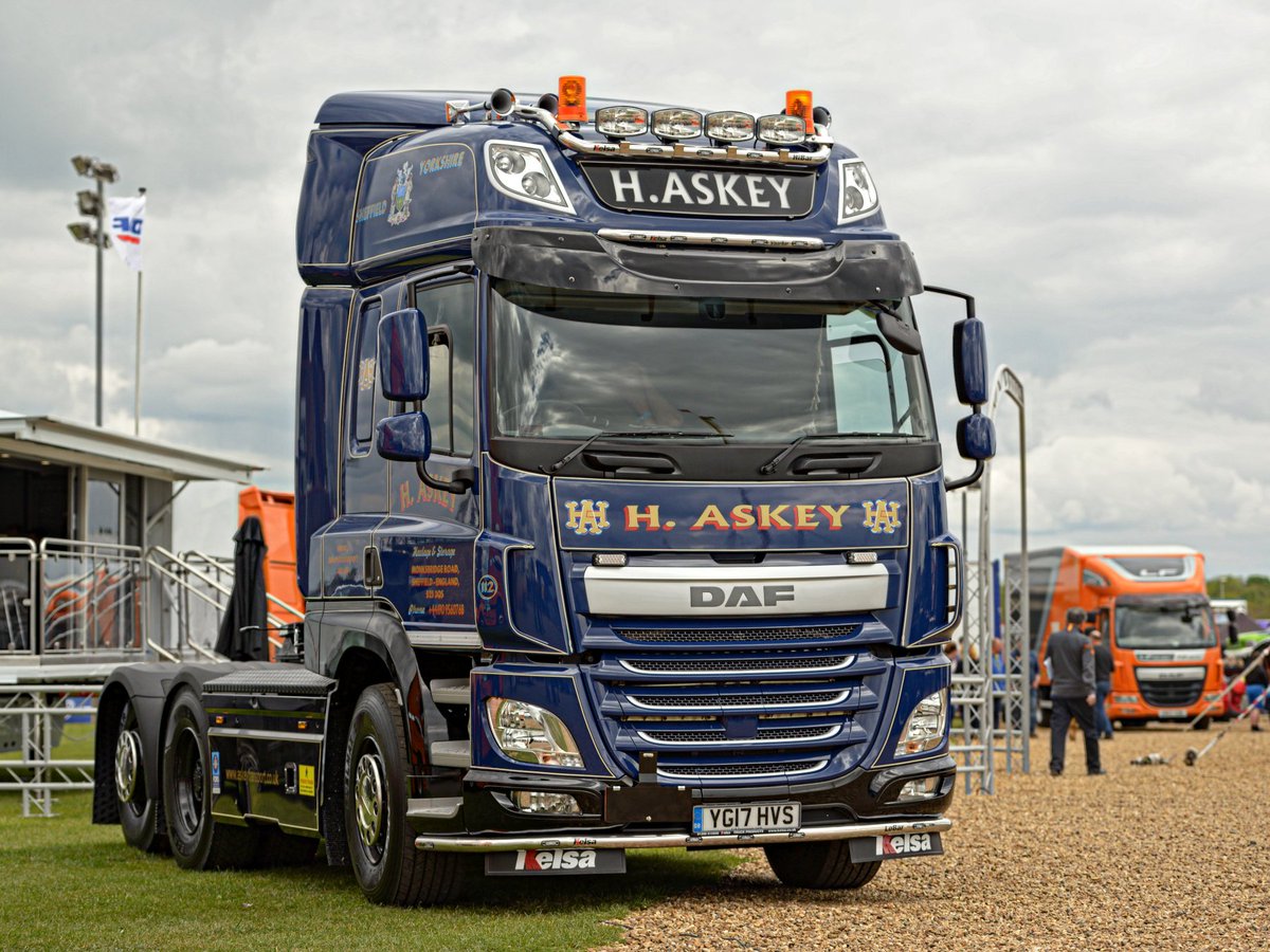 <a href="/AskeyTransport/">H Askey Transport</a> - you were looking good on the <a href="/DAFTrucksUK/">DAF Trucks UK 🇬🇧</a> stand chaps.