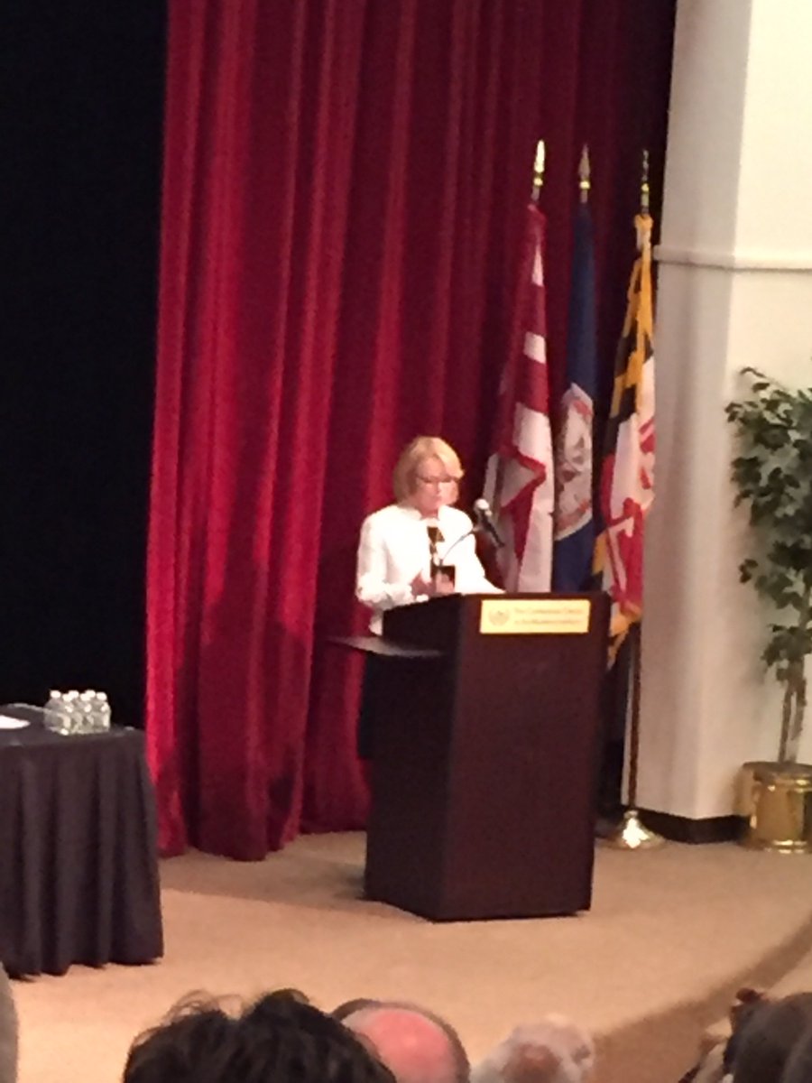 ffxyouththrive's tweet image. Kim Horn of @KPShare: thru policy &amp;amp; practice change, KP has reduced opioid Rx by over 70% in past 4 years #OpioidSummitDMV