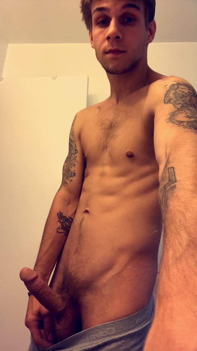 TrentFerrisXXX's tweet photo. 🌞🌞🌞 https://t.co/FtZYnQadB5