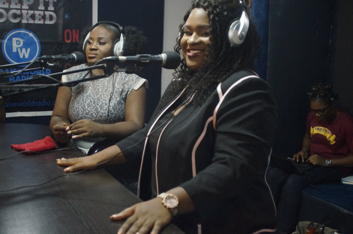 PRAISEWORLD_'s tweet photo. #TalkathonWithTOLA ~ TOEYOURSEA  and GIFTBERRIES | @toyosi_music @giftberries stopped by at the studio.

Tune in!!! https://t.co/jZtXxRdNPW
