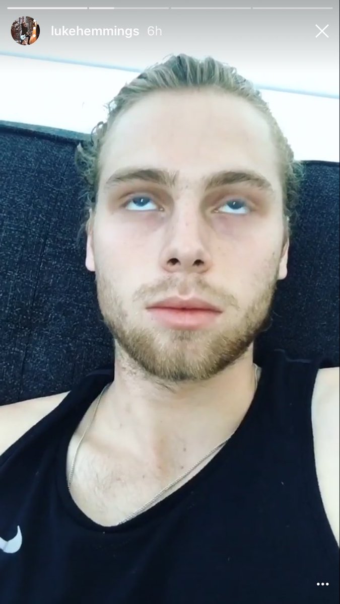 5SOSTumblrx tweet media