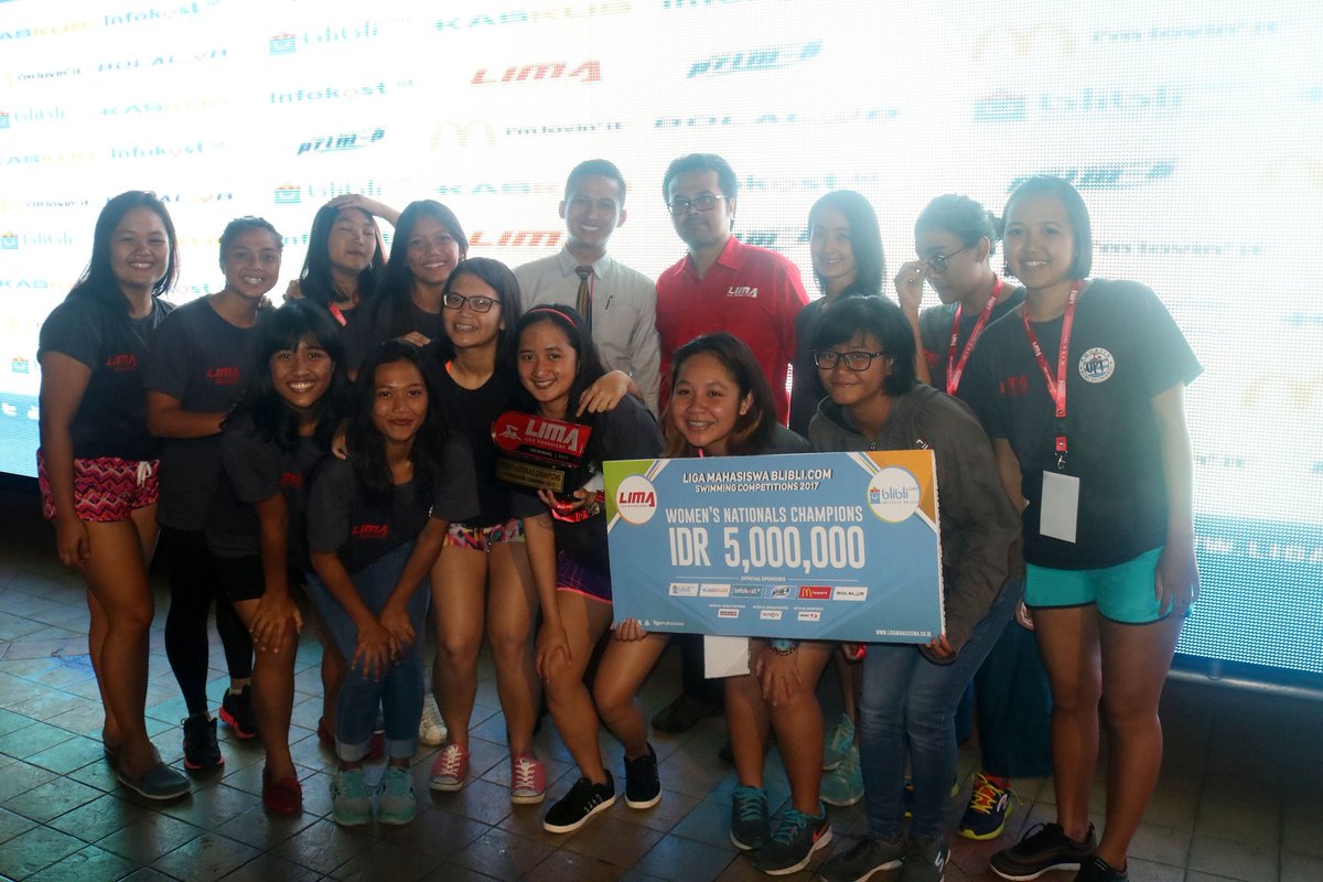 Juara putri LIMA <a href="/Bliblidotcom/">Blibli</a> Swimming Competitions 2017 : Universitas Pendidikan Indonesia (UPI)
.
#LigaMahasiswa #LIMASwimming #Swimming
