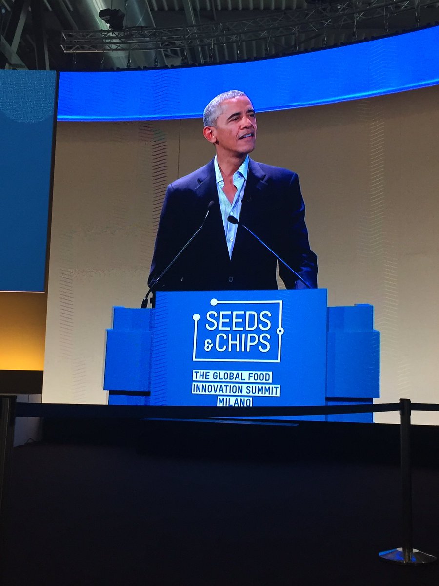 iens's tweet image. Obama on stage @SEEDSandCHIPS no tie, no stress, no Michelle, relaxed &amp;amp; concerned about the world, the future, sustainable food &amp;amp; the people