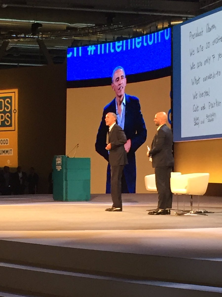 iens's tweet image. Obama on stage @SEEDSandCHIPS no tie, no stress, no Michelle, relaxed &amp;amp; concerned about the world, the future, sustainable food &amp;amp; the people